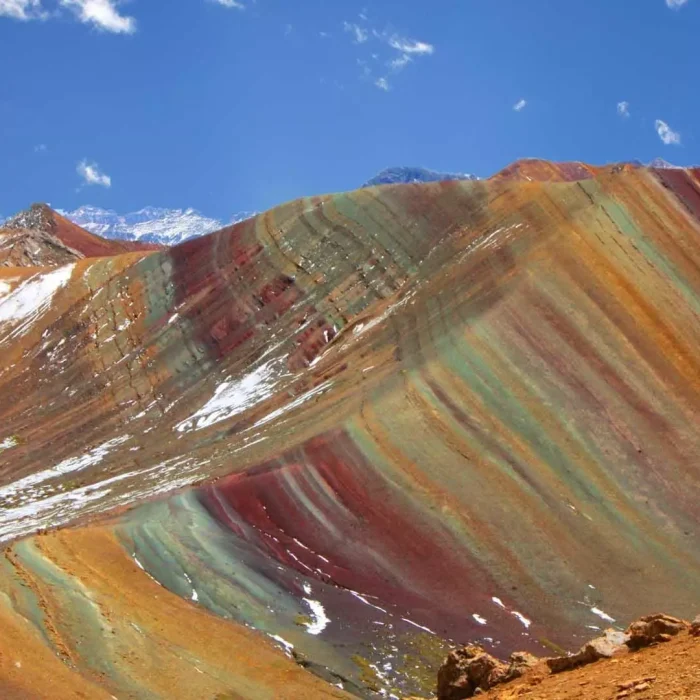 palcoyo-rainbow-mountain-012-01 (1)